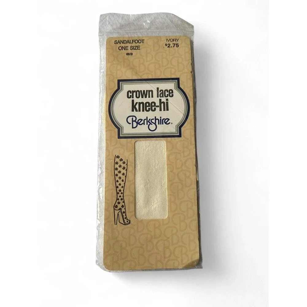 Knee-Hi Socks Vintage 1980 Berkshire Crown Lace Ivory Nylon Wide Top 8.5-11